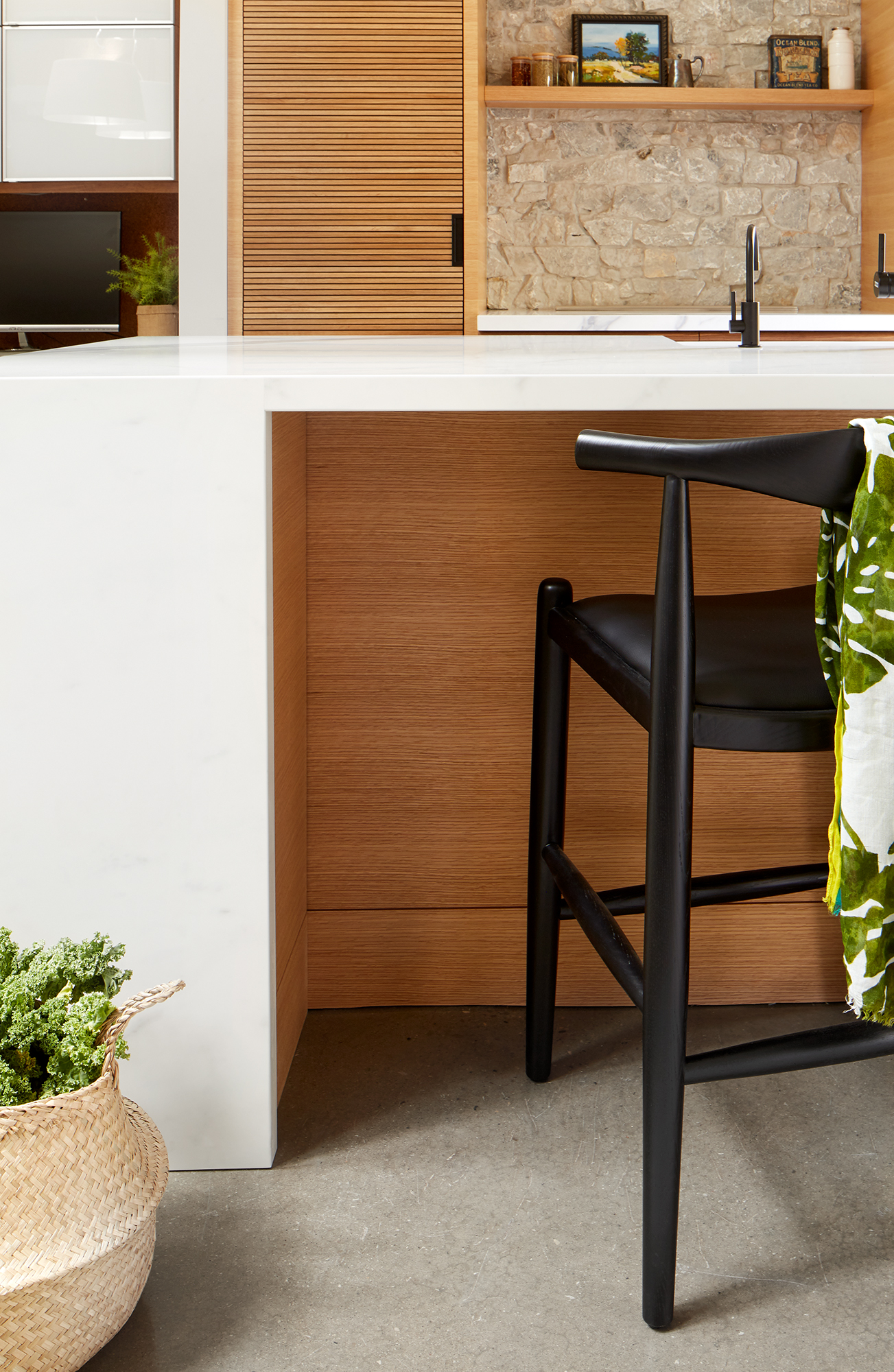 Kitchen_HiddenCupboard_Detail-007_HERO_M1closed