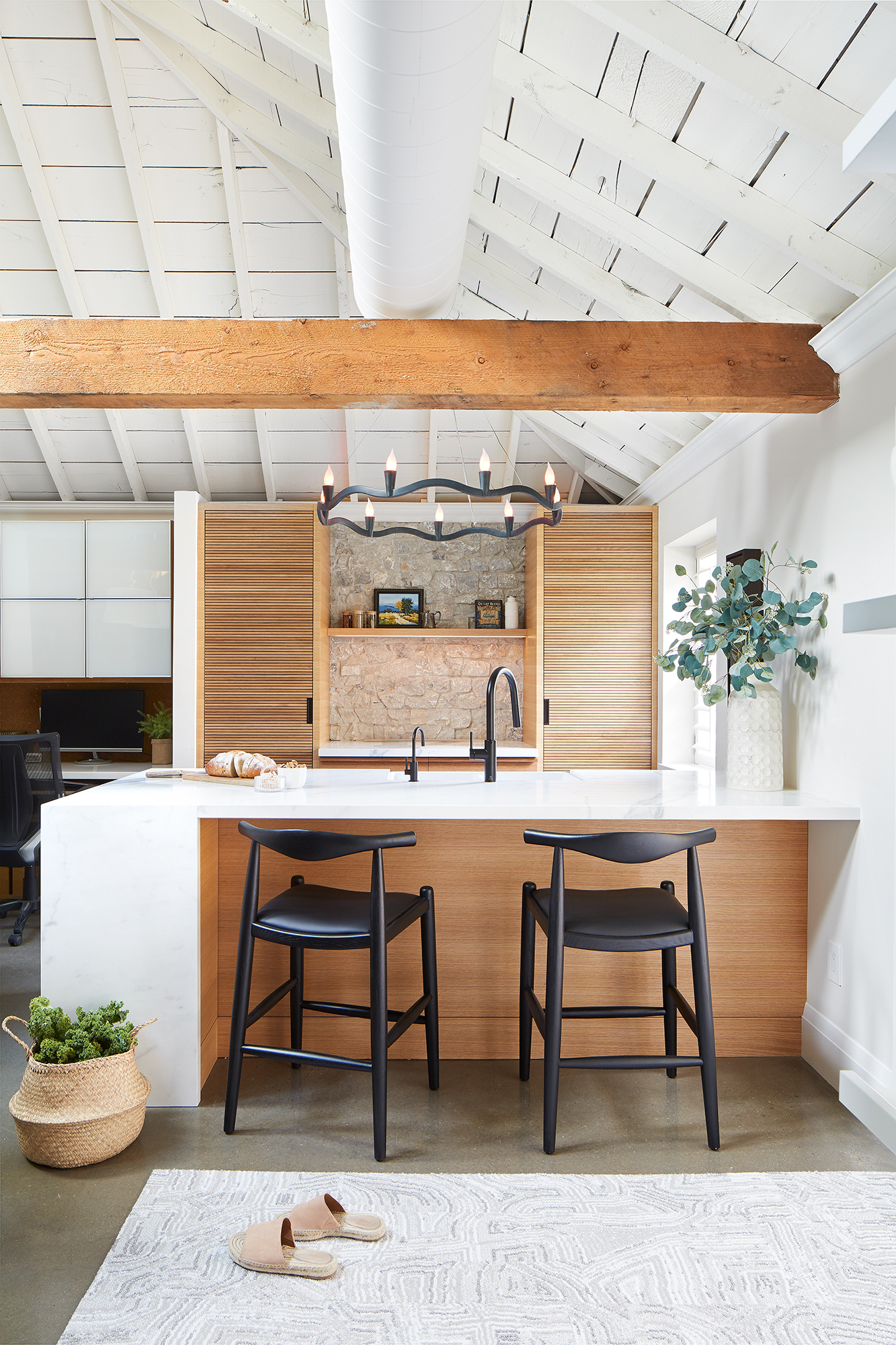 Kitchen_Overall-016_HERO_M1